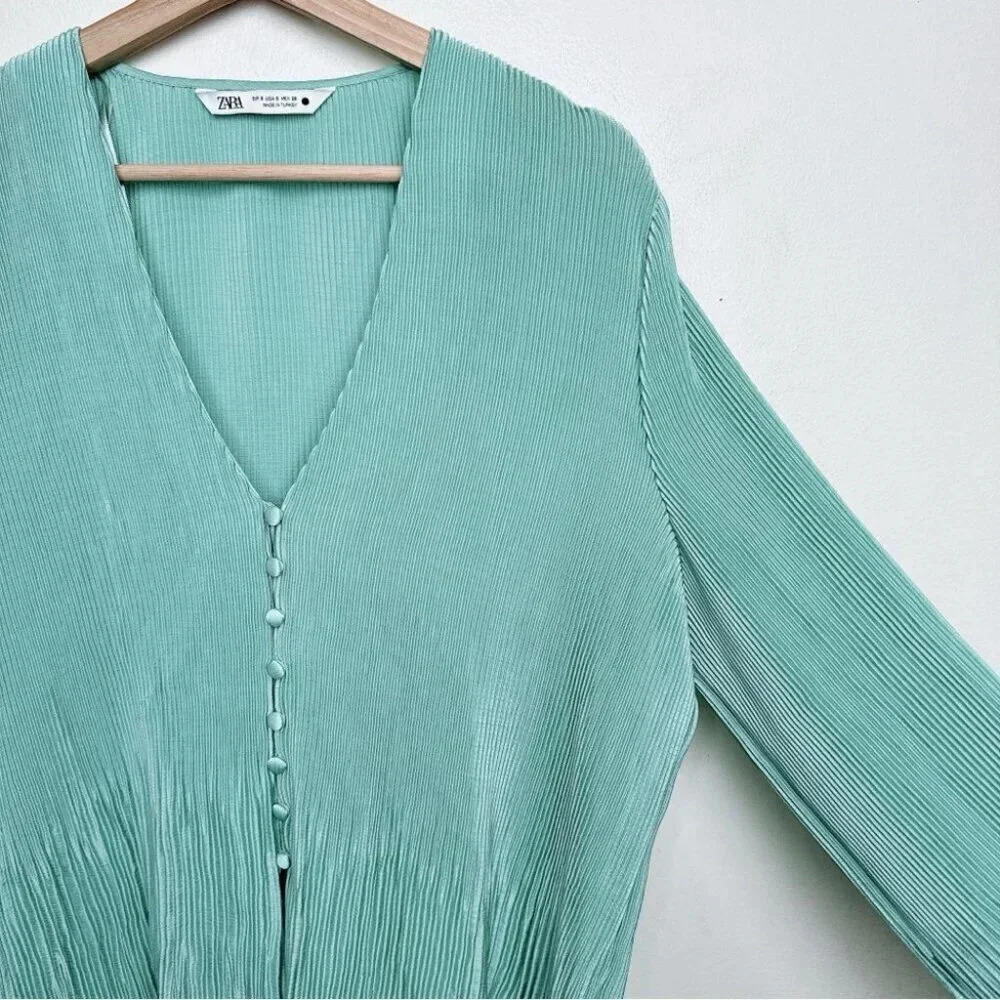 Zara Womens Size Small Pleated Green Button Blouse - Picture 5 of 14